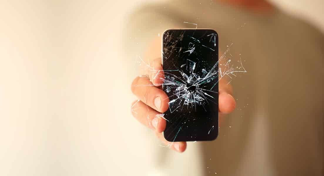 O que fazer quando a tela do seu celular quebra?